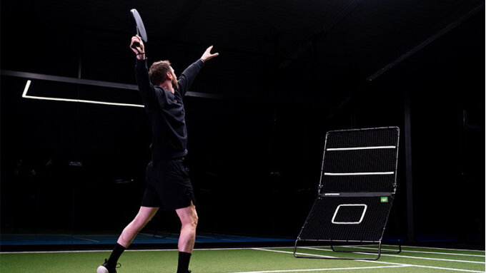 Welche Padel-Schläge kann ich mit dem Smash Padel Rebounder trainieren?
